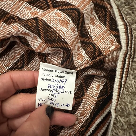 NWT etcetera Turtleneck Sz M Brown Black White Sweater A283 - Picture 7 of 7